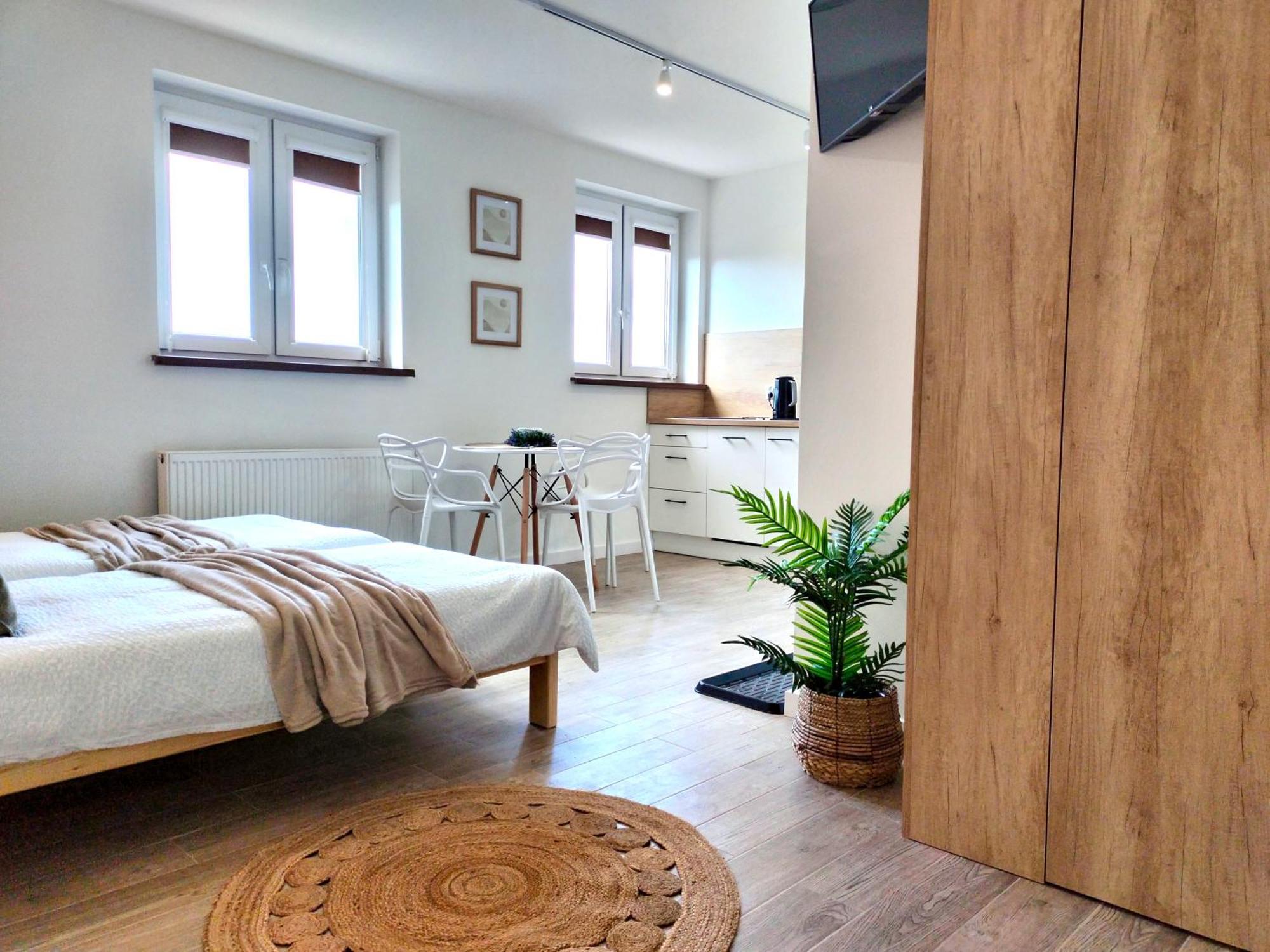 Agroturystyka Jodlowa - Rodzinne Apartamenty W Centrum Gor Swietokrzyskich - Sala Zabaw, Zwierzeta, Bilard Krajno-Zagorze Kültér fotó