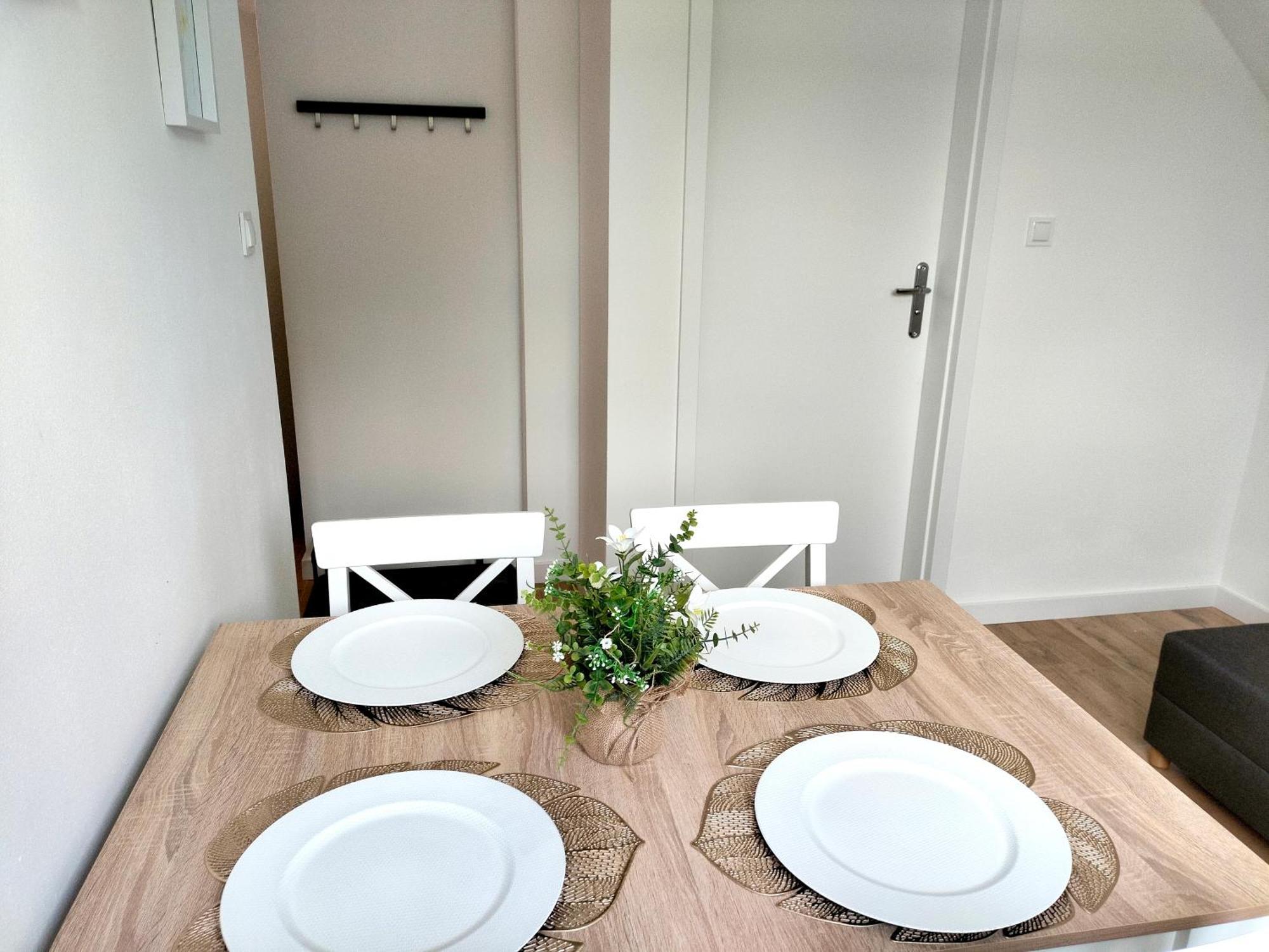 Agroturystyka Jodlowa - Rodzinne Apartamenty W Centrum Gor Swietokrzyskich - Sala Zabaw, Zwierzeta, Bilard Krajno-Zagorze Kültér fotó