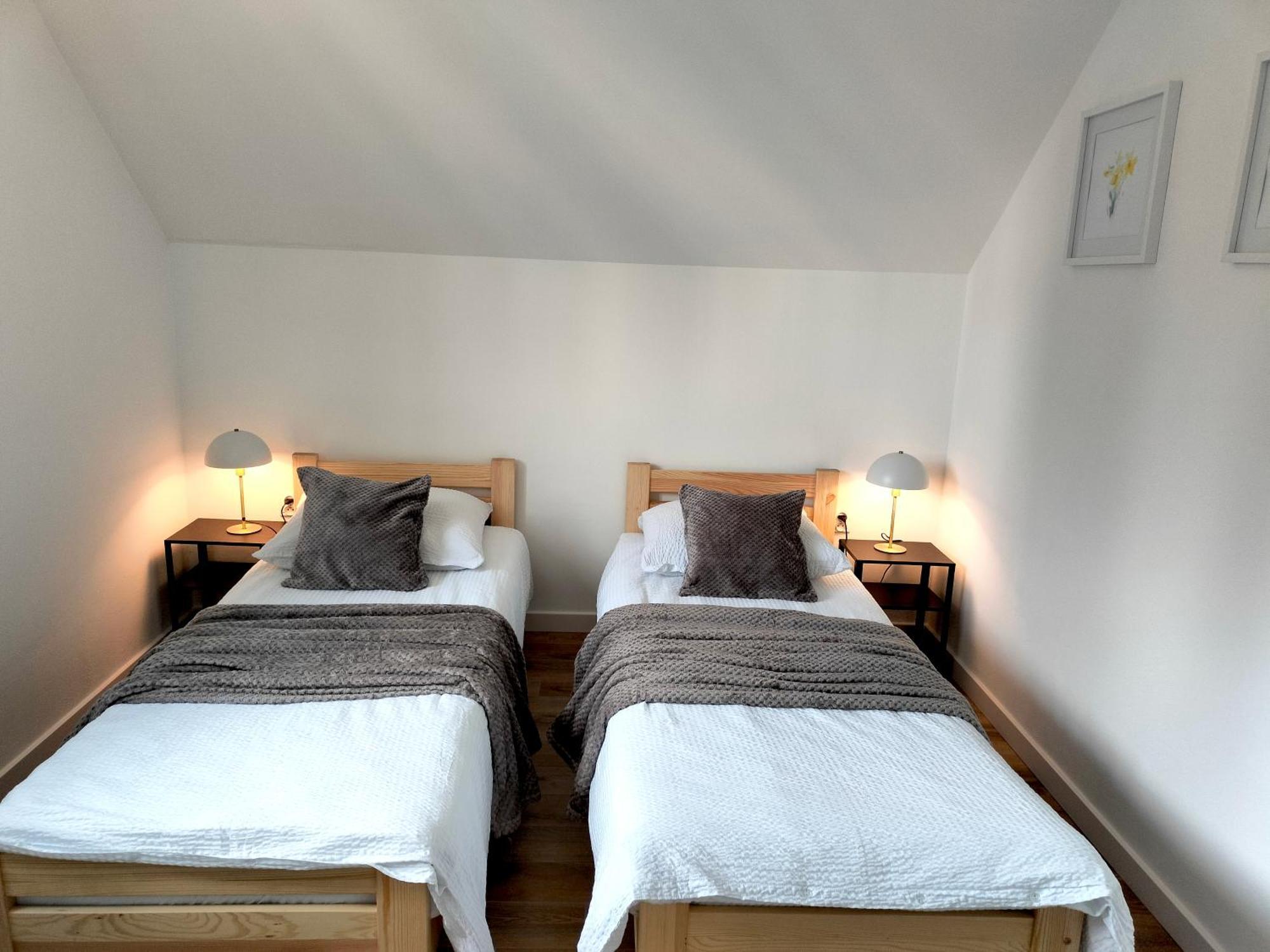 Agroturystyka Jodlowa - Rodzinne Apartamenty W Centrum Gor Swietokrzyskich - Sala Zabaw, Zwierzeta, Bilard Krajno-Zagorze Kültér fotó